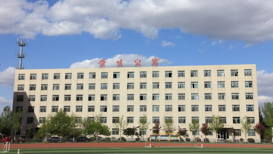 辽宁省机电工程学校banner